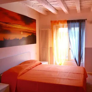  Apartment Picasso Italy