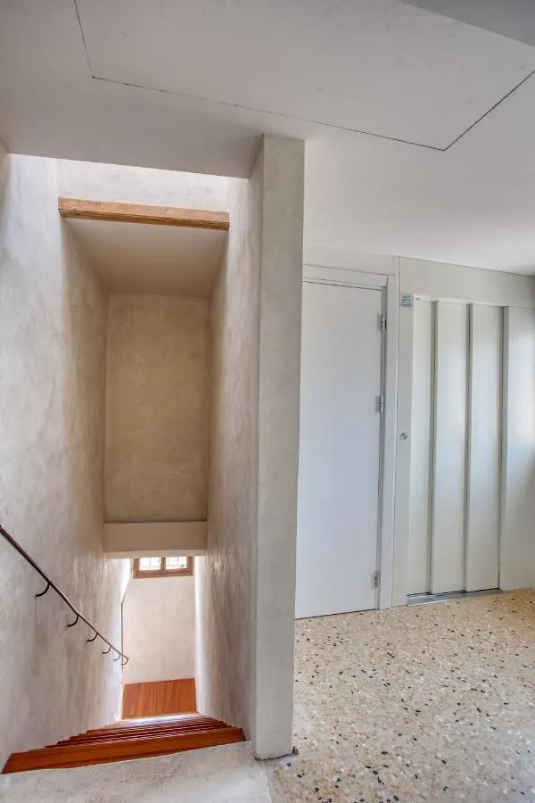 Ca Margherita Loft & Square Palazzo Grifalconi Venice Apartment