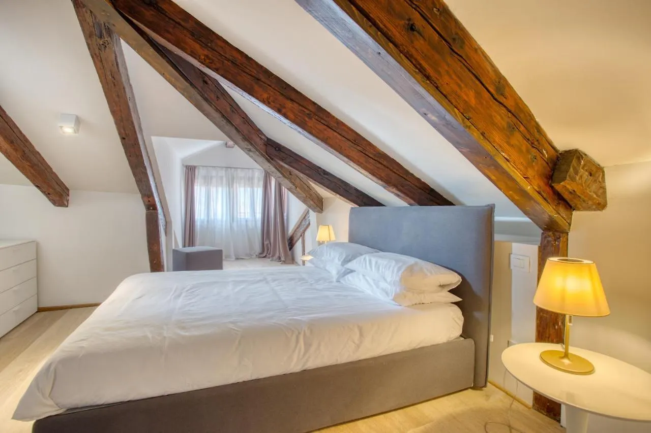 Apartment Ca Margherita Loft & Square Palazzo Grifalconi Venice Italy